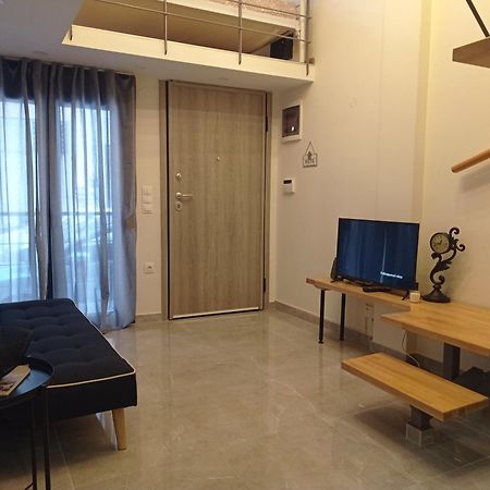 Minimal Two-Floor Apartment Thessaloniki Exterior foto